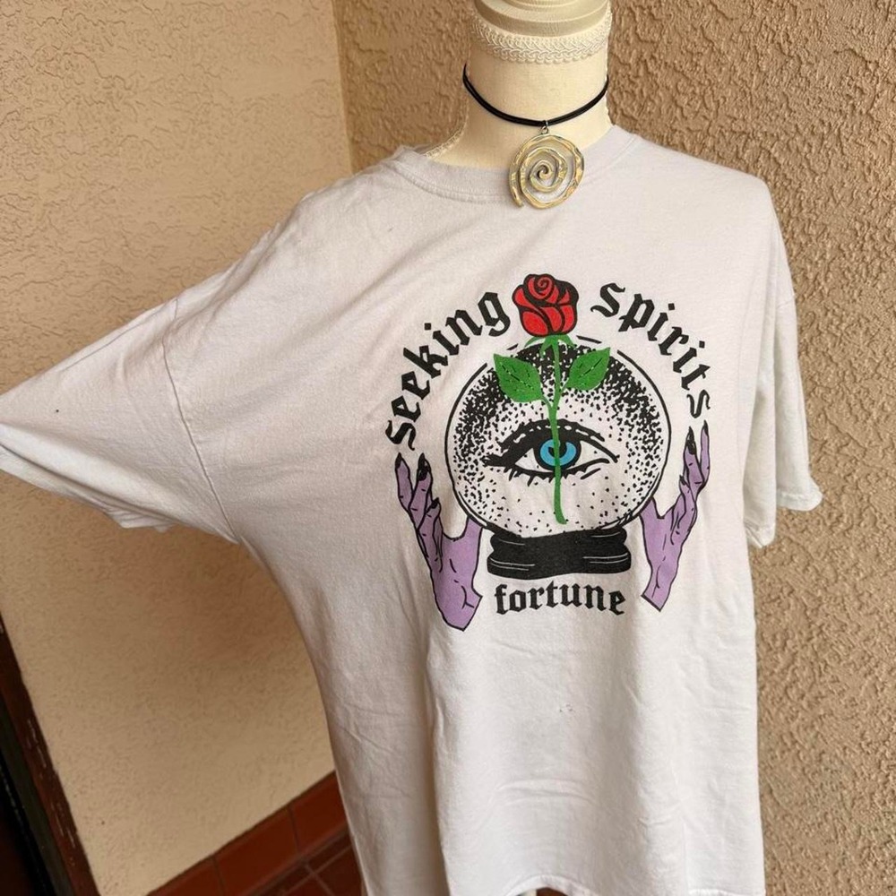 White and black seeking spirits fortune tee